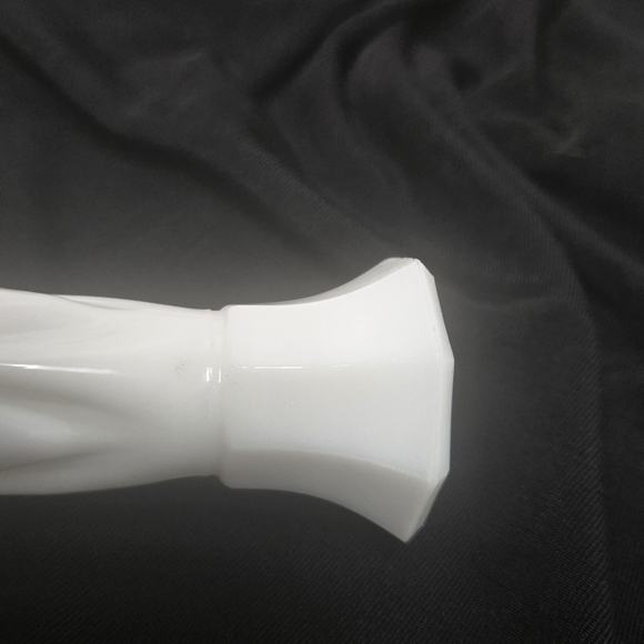 Vintage Hoosier Milk Glass Vase - Picture 3 of 7